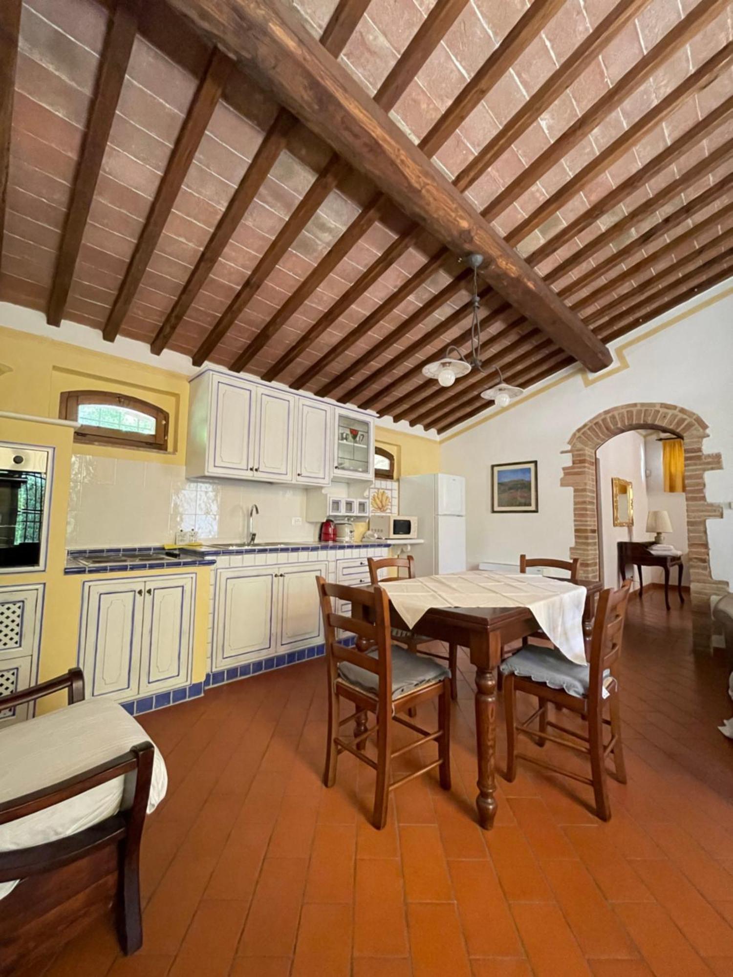 Il Colombaio Winery & Rooms Monteriggioni Exteriör bild
