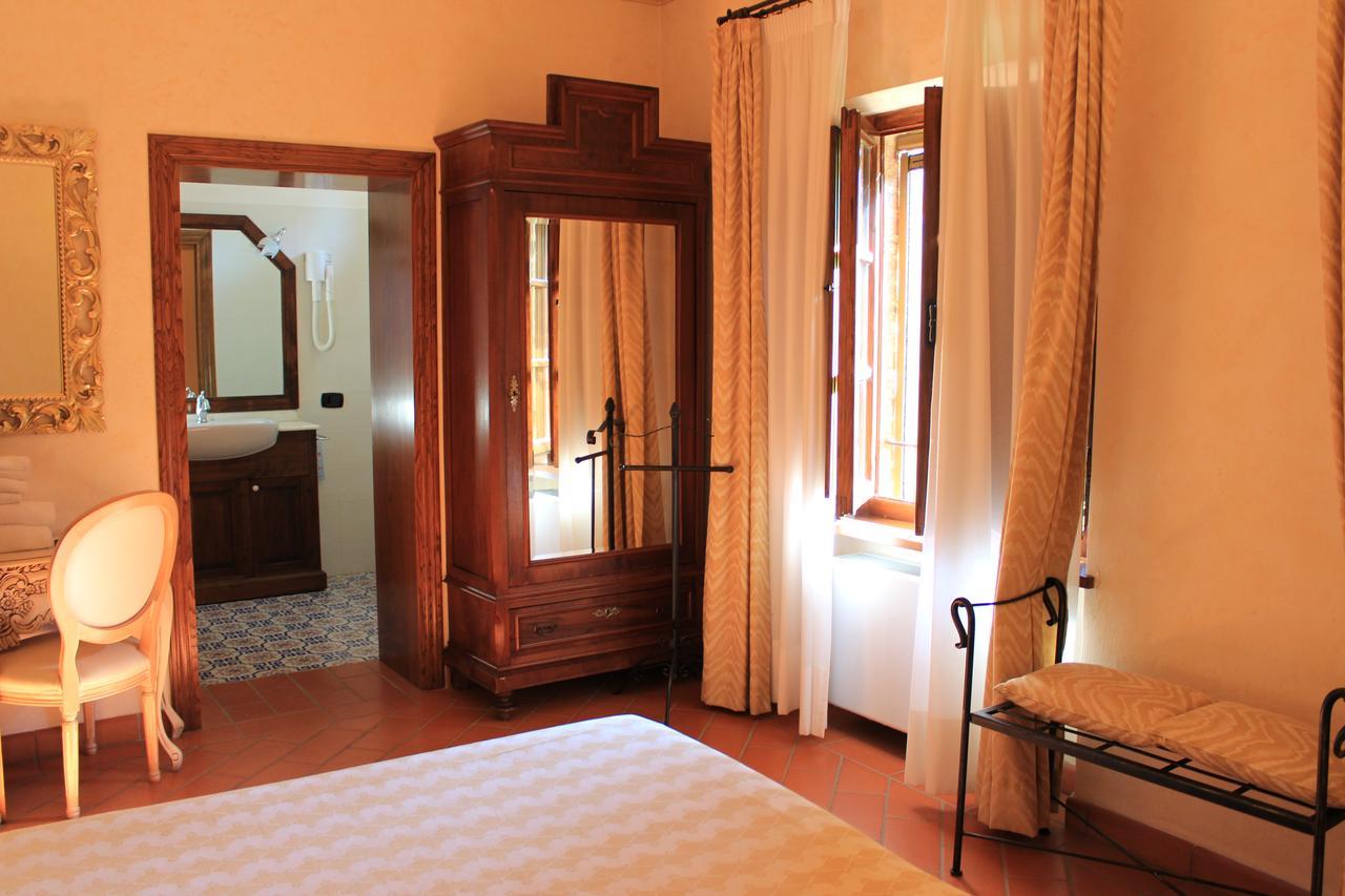 Il Colombaio Winery & Rooms Monteriggioni Exteriör bild
