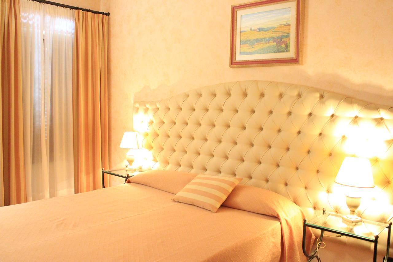 Il Colombaio Winery & Rooms Monteriggioni Exteriör bild