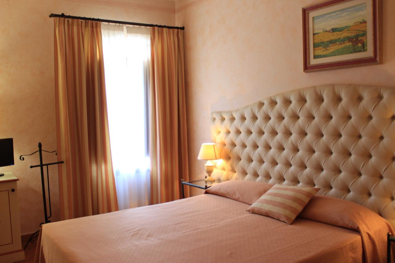Il Colombaio Winery & Rooms Monteriggioni Exteriör bild