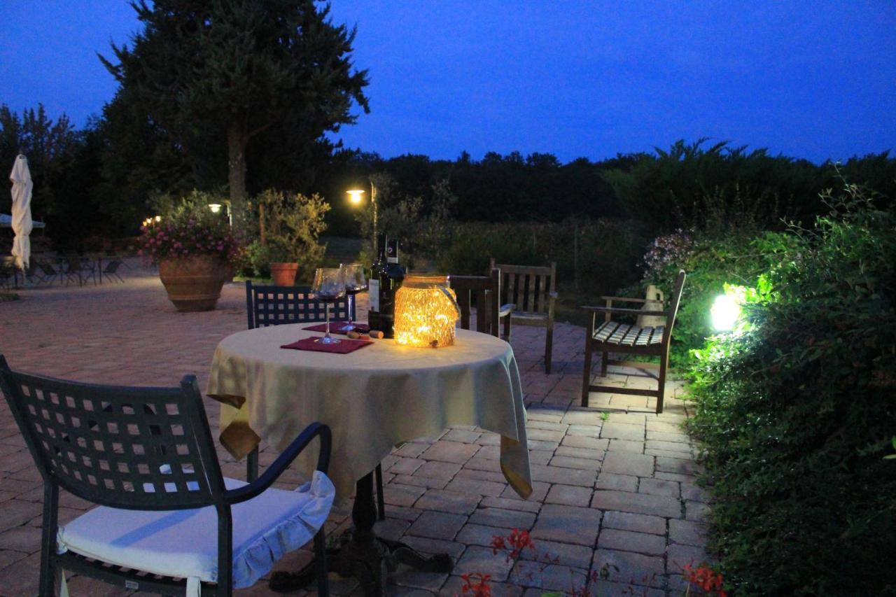 Il Colombaio Winery & Rooms Monteriggioni Exteriör bild